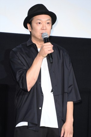 映画『空白』初日舞台あいさつに登場した吉田恵輔監督