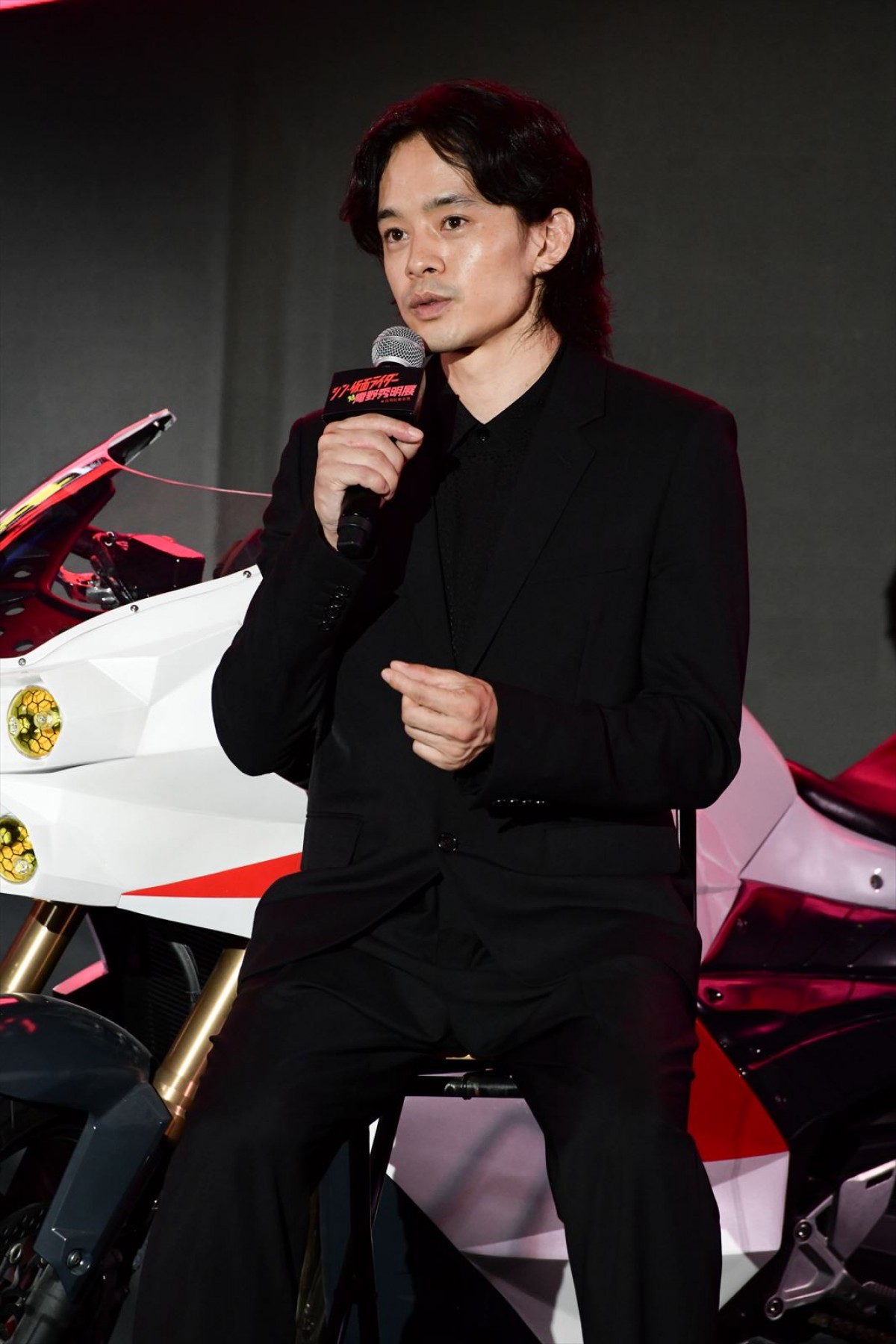 庵野秀明、『シン・仮面ライダー』緑川ルリ子役の浜辺美波は「カレンダーで決めました」