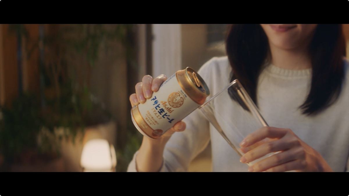 新垣結衣、温かな表情で優しく「おつかれ生です！」　ビールのCM初出演