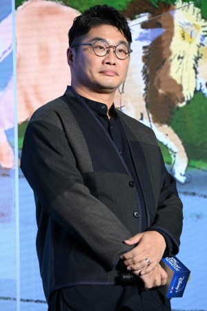 ディズニープラス「APACコンテンツ・ショーケース」に登場した松尾諭