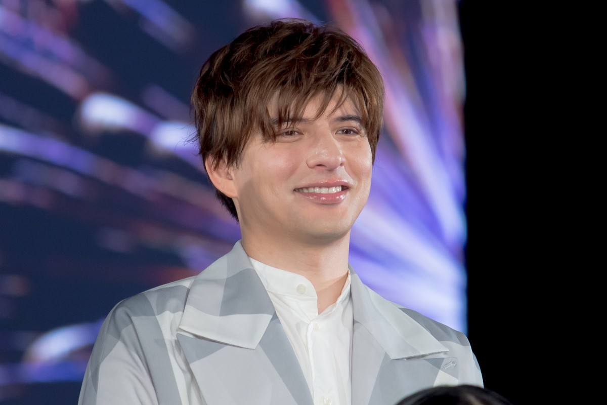 山崎育三郎、美しい歌声でディズニーの世界観を表現「原点を感じられるようなステージに」