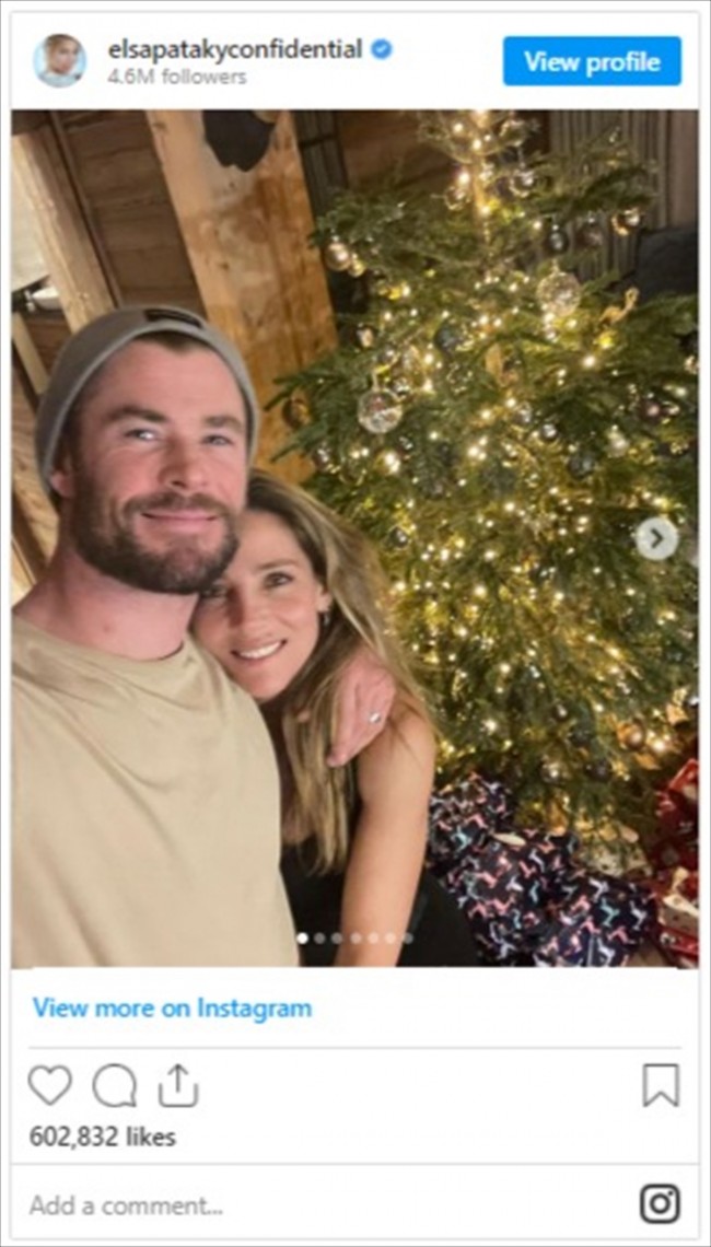 クリス・ヘムズワース＆エルサ・パタキー、弟リアムとスキーリゾートでクリスマスを満喫！
