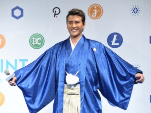 “BITPOINT”ブランドアンバサダー就任発表記者会見に登場した新庄剛志監督