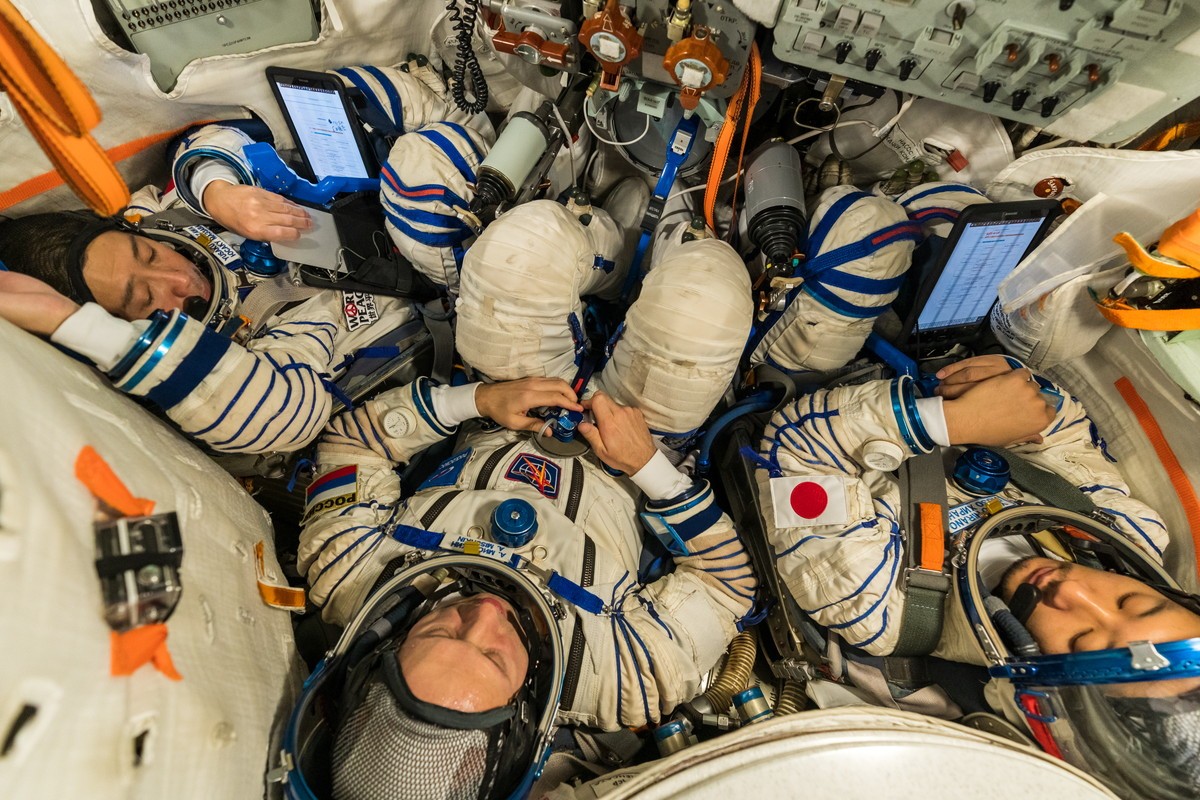 前澤友作氏、明日宇宙へ「一般の人間でも行けるという夢や希望を、皆さんに」