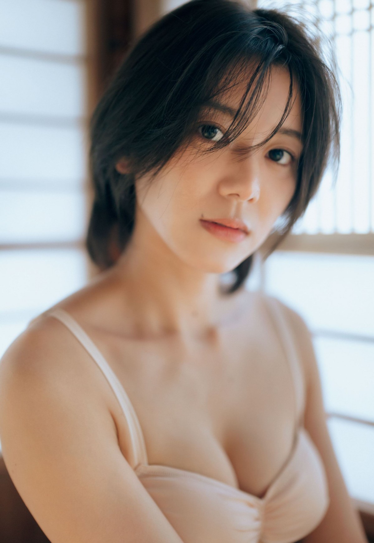 元乃木坂46・中田花奈、SEXYランジェリーで美ボディあらわ