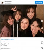 （左から）安座間美優、小松彩夏、沢井美優、泉里香、北川景子　※「沢井美優」インスタグラム