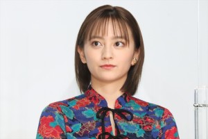 岡田結実、映画『私はいったい、何と闘っているのか』公開記念舞台あいさつに登場