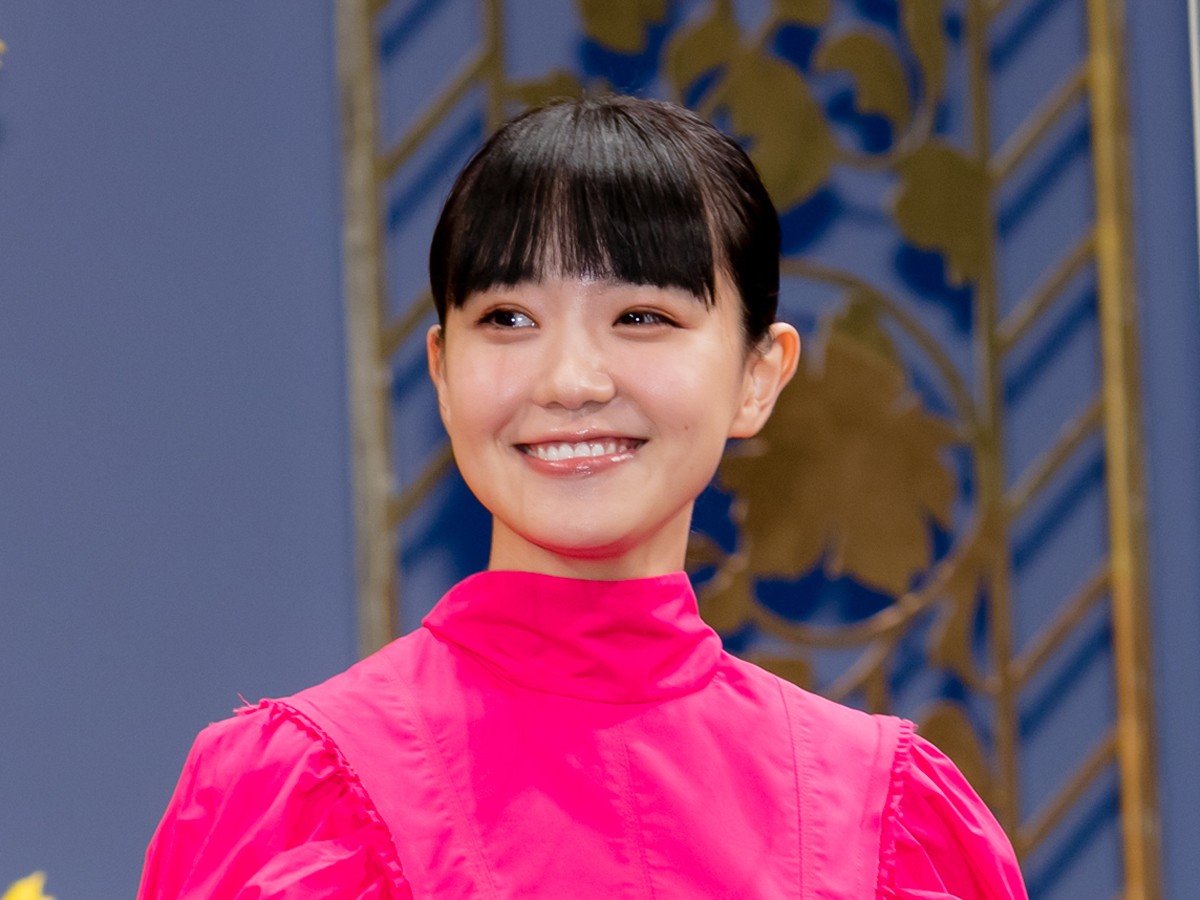 ムロツヨシ、中田乃愛との“親子ごっこ”に笑顔「ずっと“お父さん”って呼んでくれる」