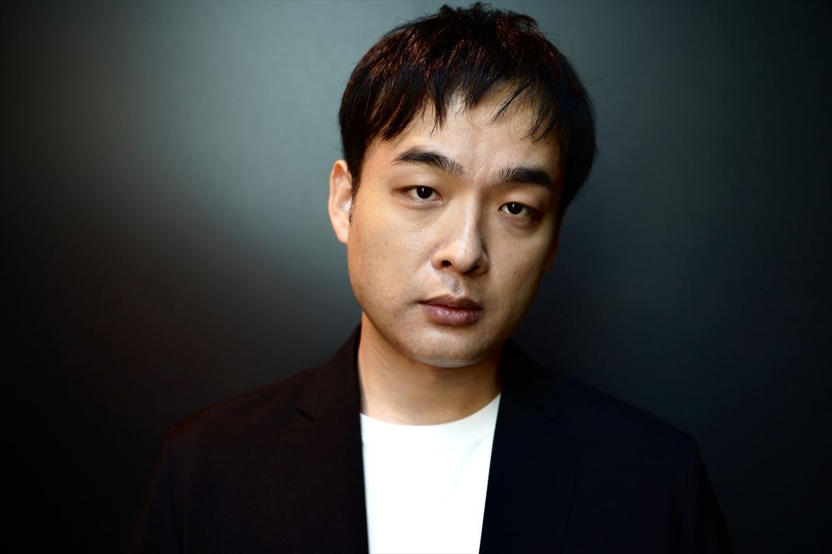 西島秀俊主演ドラマ『真犯人フラグ』　佐野勇斗、生駒里奈、柄本時生ら総勢30名超のキャストが大集結
