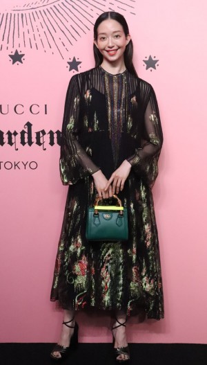 「Gucci Garden Archetypes」展 フォトコールに登場した松島花