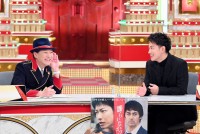 『中居正広の金曜日のスマイルたちへ』（左から）MCの中居正広、ゲストの佐藤健