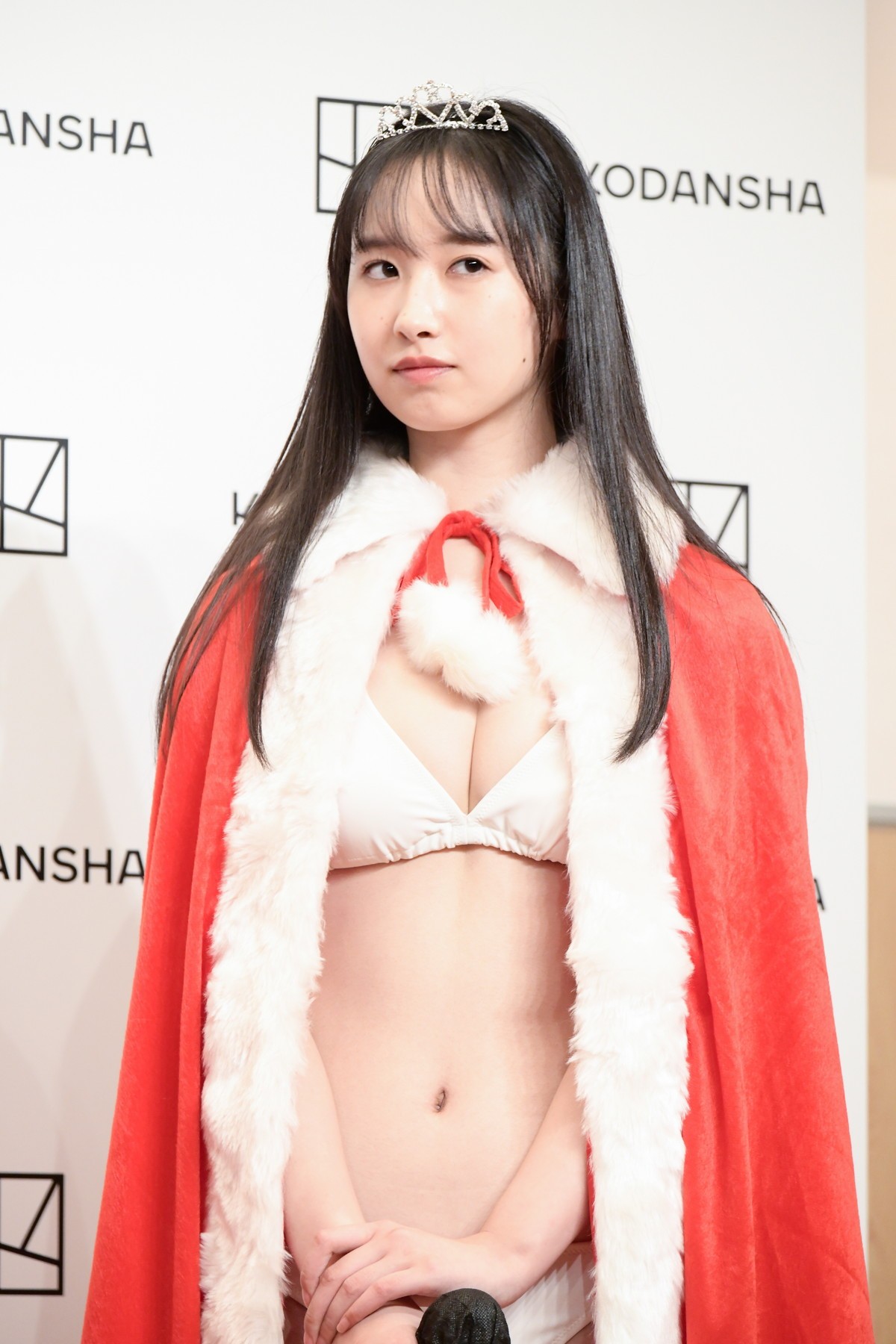 「ミスマガジン2021」グランプリは和泉芳怜・17歳！　「いろいろなことに挑戦していきたい」