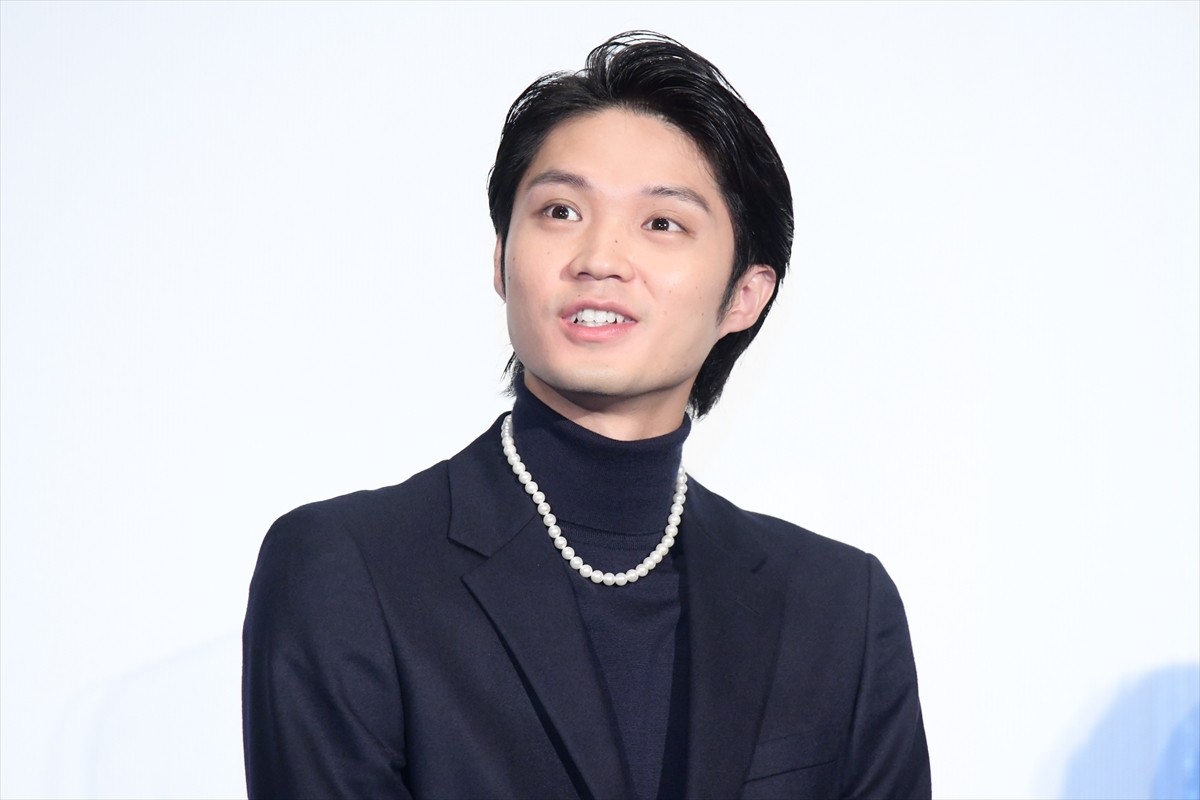 西島秀俊、内野聖陽の紫綬褒章に笑顔「恋人役としてすごくうれしい」　ドラマ続編も熱望