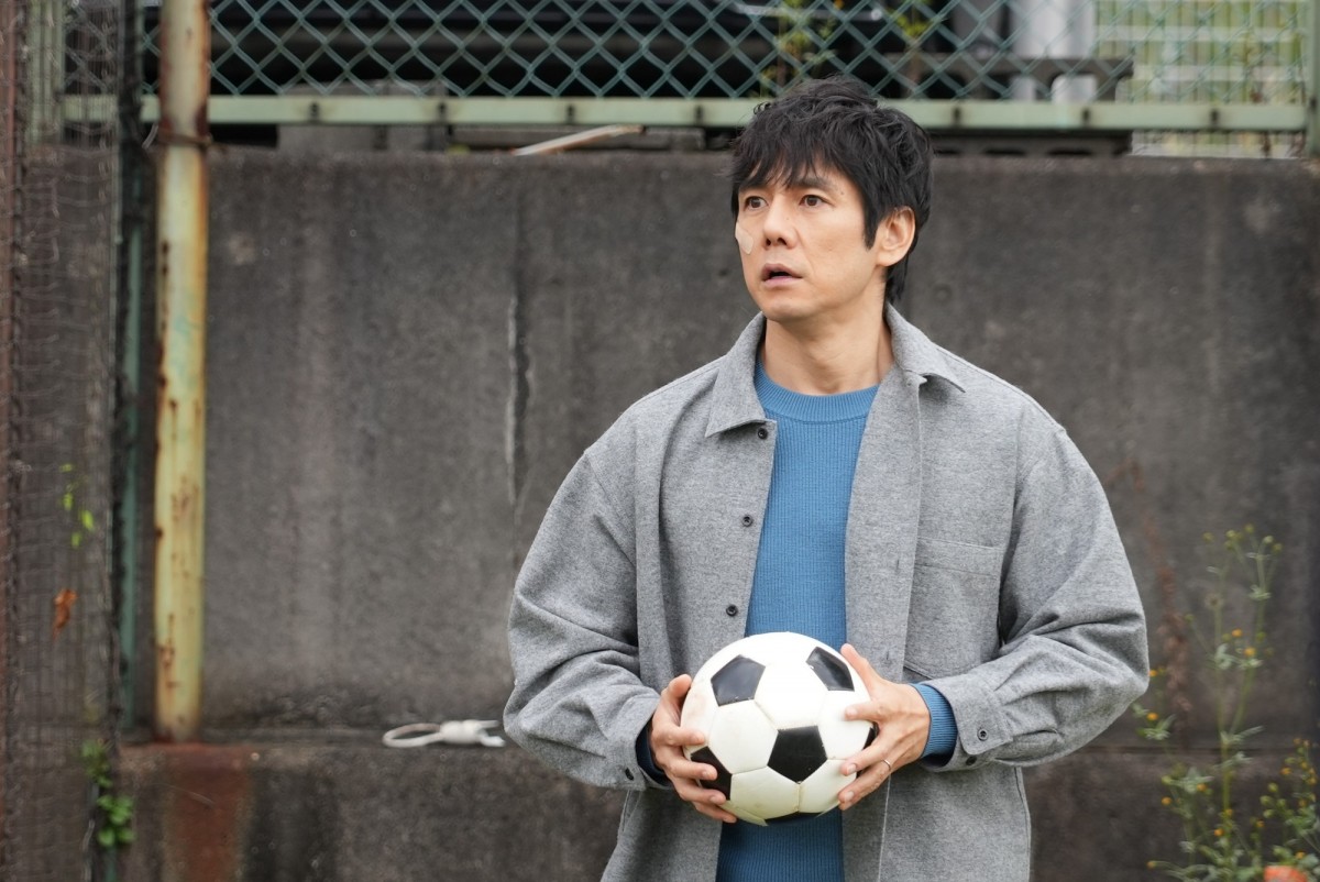 『真犯人フラグ』怪しすぎる…“菱田”桜井ユキに恐怖の声「目力がマジで狂気」