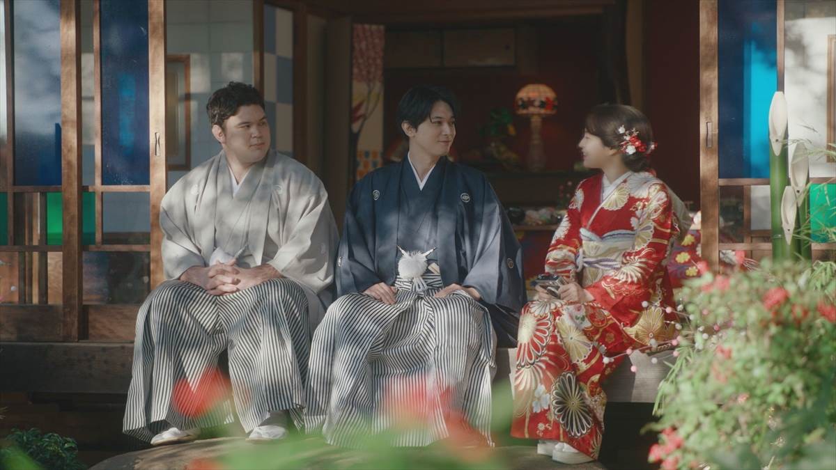 広瀬すず、艶やかな着物姿　吉沢亮＆ウルフ・アロン選手を“チェキで激写”
