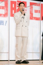 映画『決戦は日曜日』完成披露試写会に登場した窪田正孝