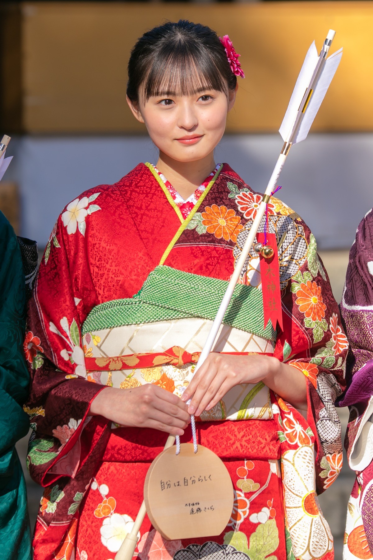 乃木坂46・久保史緒里ら“新・花の2001年組”が新成人　振袖姿お披露目