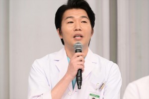 高橋努、『ドクターホワイト』取材会に登場