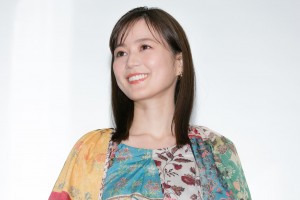 映画『コンフィデンスマンJP 英雄編』初日舞台あいさつに登壇した生田絵梨花