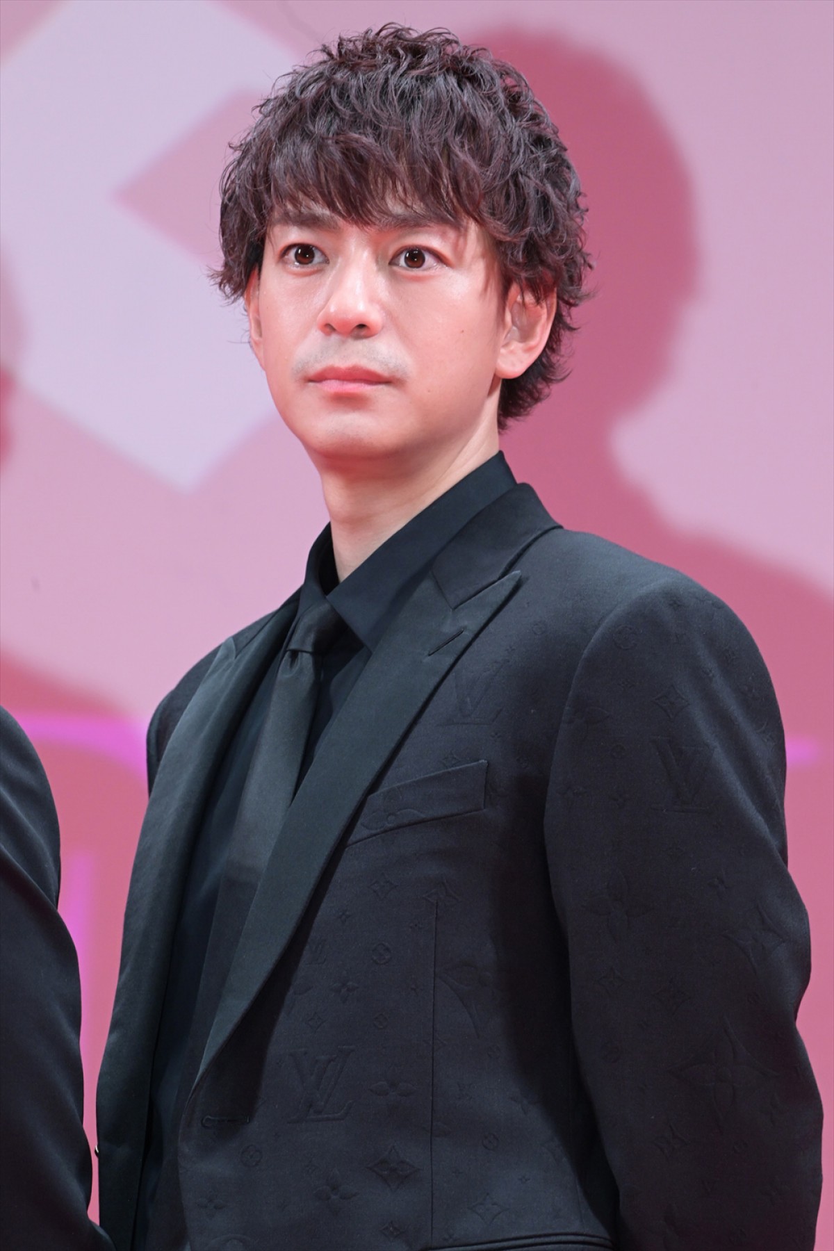 横浜流星、「原作をリスペクト」覚悟を持って銀髪に　『嘘喰い』ジャパンプレミア