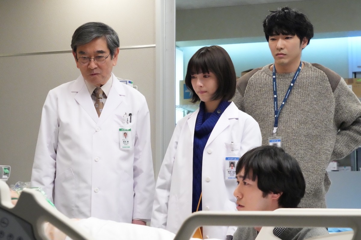 『ドクターホワイト』浜辺美波＆高橋文哉の“もぐもぐタイム”に反響「カップル誕生!?」
