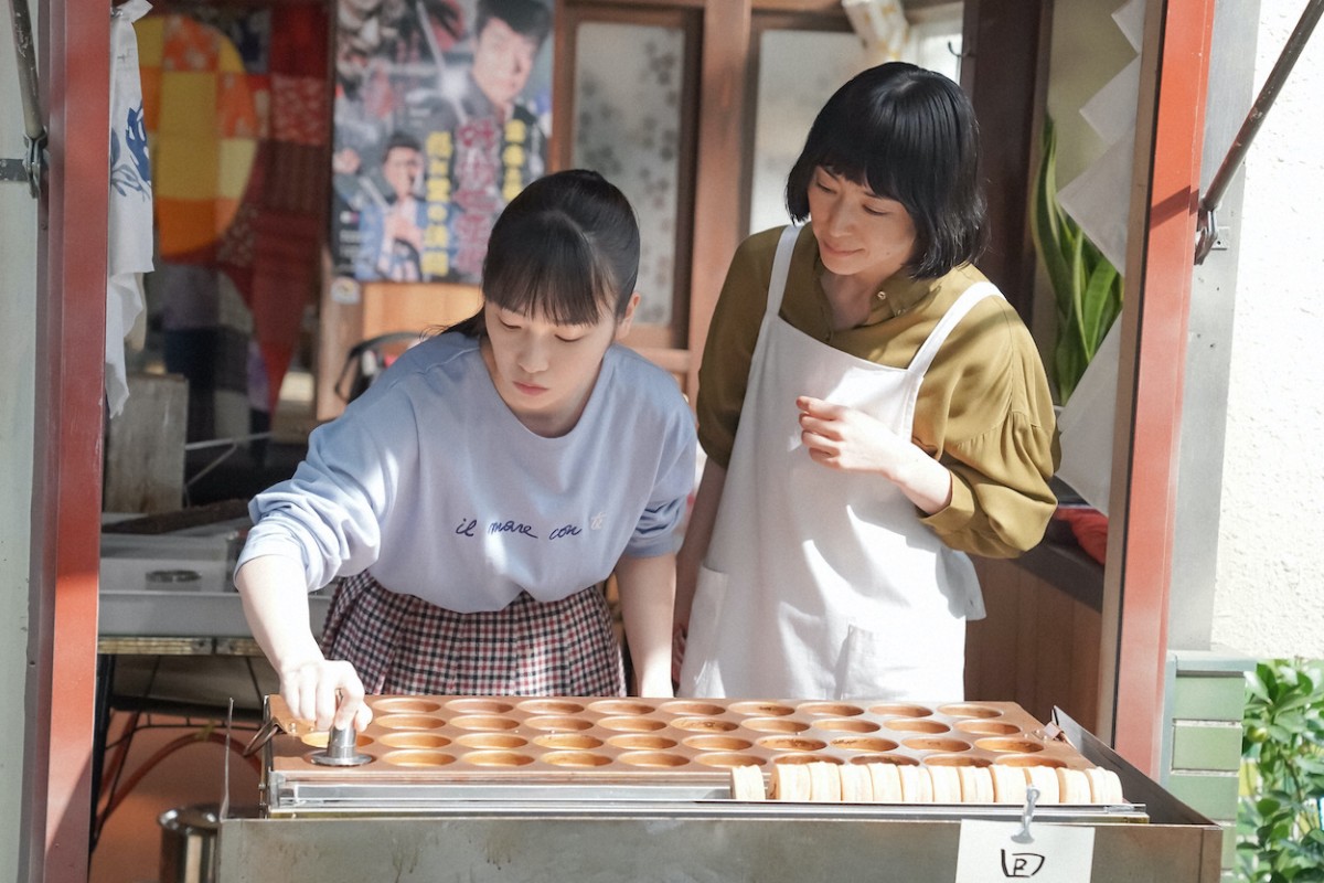 “ひなた”川栄李奈、回転焼き作りに挑戦　明日の『カムカムエヴリバディ』あらすじ　