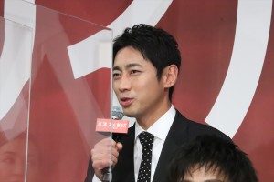 小泉孝太郎、映画『バスカヴィル家の犬　シャーロック劇場版』完成報告会に登場