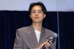 成田凌、Huluオリジナル『あなたに聴かせたい歌があるんだ』配信スタート記念イベントに登場