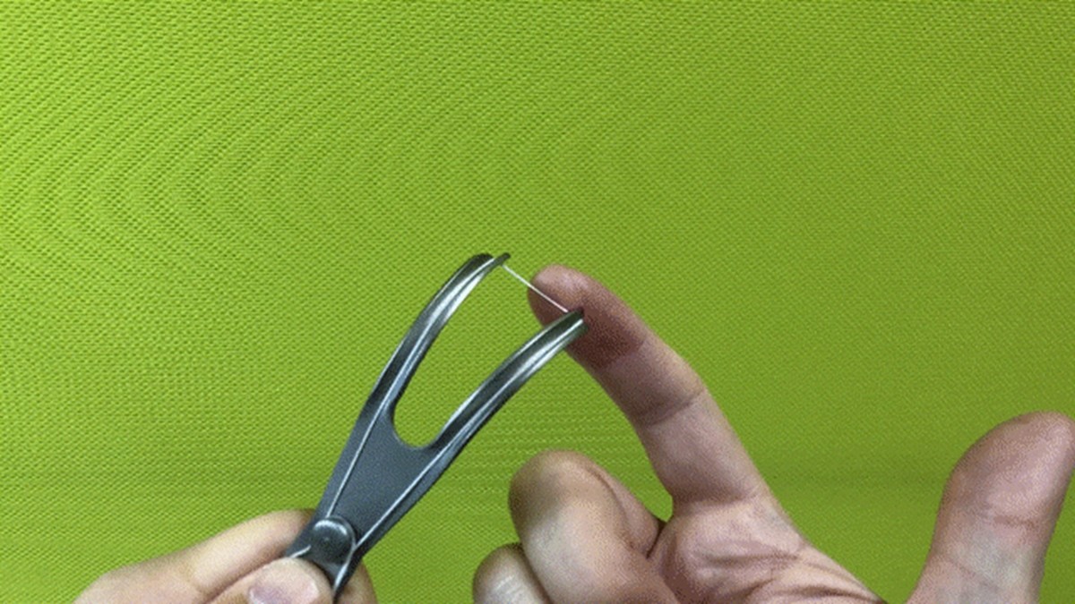 あらゆるフロスに対応した“フロス交換ハンドル”