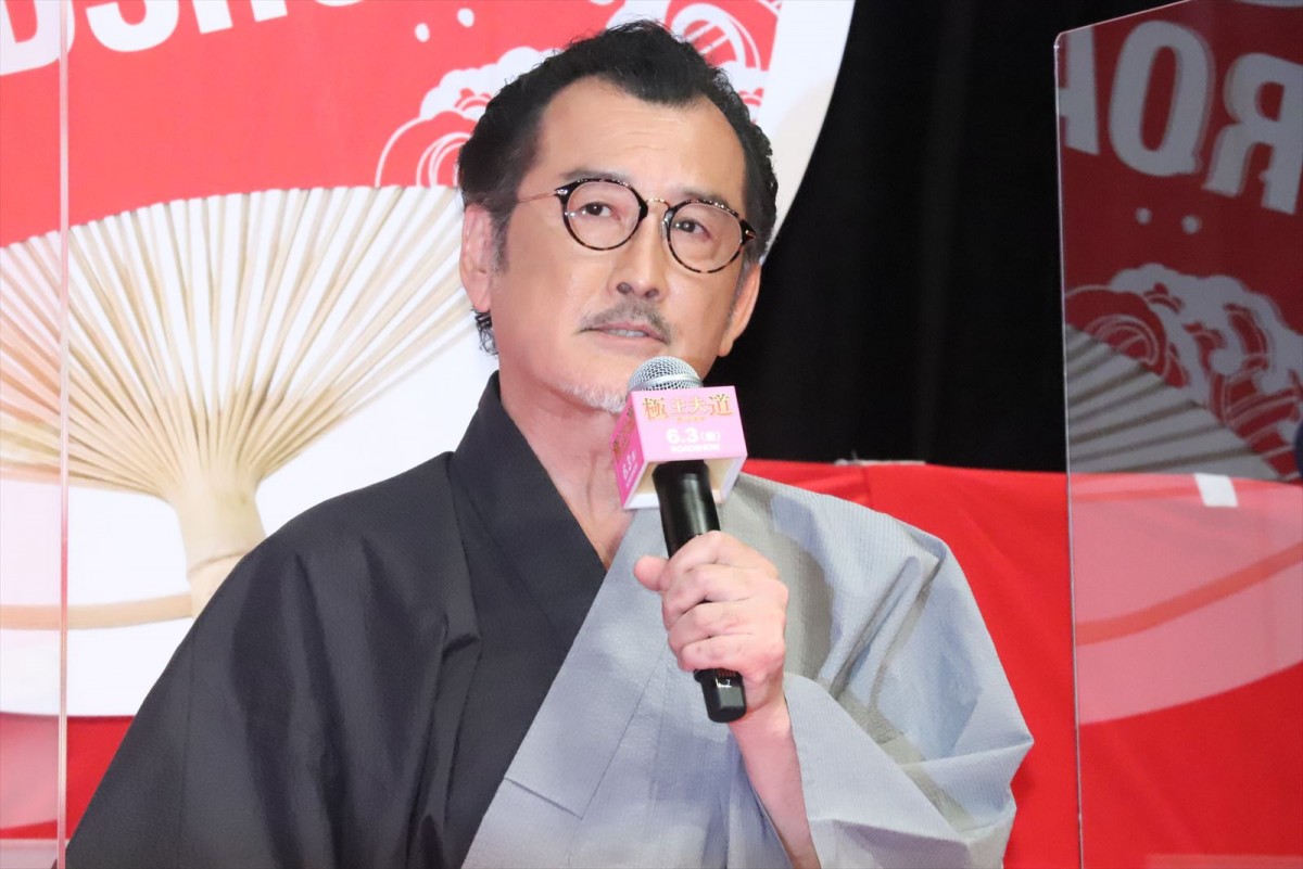 玉木宏ら豪華キャスト陣が浴衣姿で登場！　川口春奈「見惚れていました」