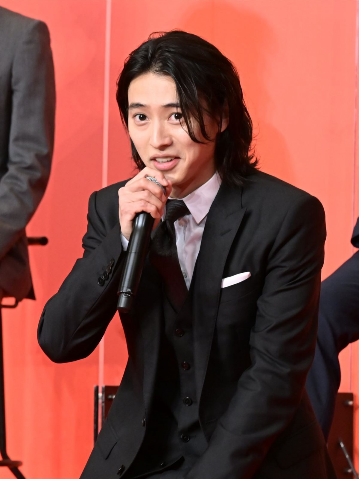 山崎賢人、映画『キングダム』続編の完成に喜び「すごい2ができている」