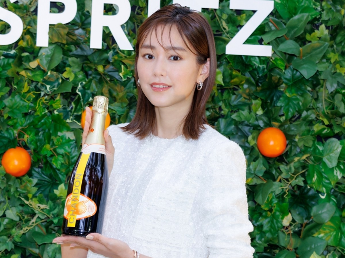 桐谷美玲、 美＆健康の秘訣は“旬の食材”　スリットがまぶしいサマードレスでイベントに登場