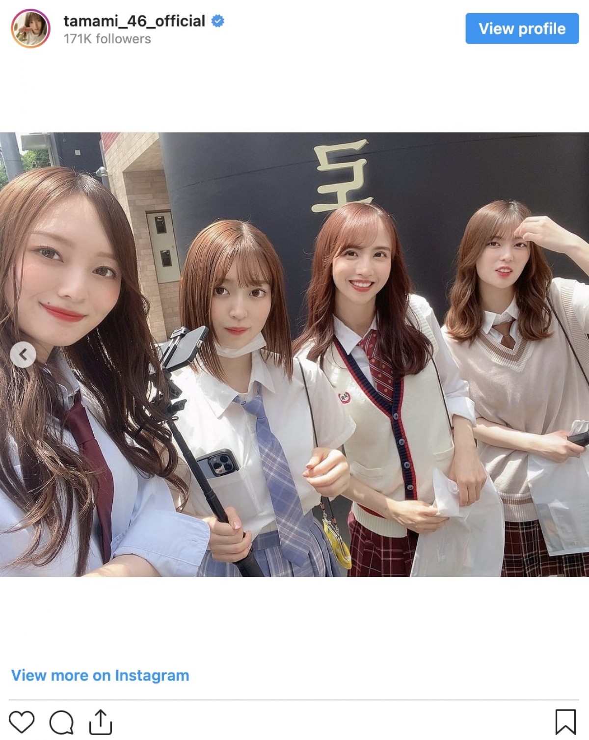 乃木坂46・梅澤美波ら、制服プリクラ公開   「こんな制服姿はきっと最後な気がします」