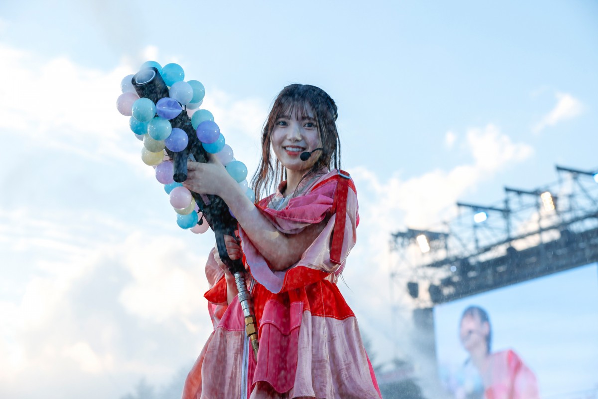 櫻坂46・尾関梨香＆原田葵が卒業セレモニー　7年間のアイドル活動に感謝