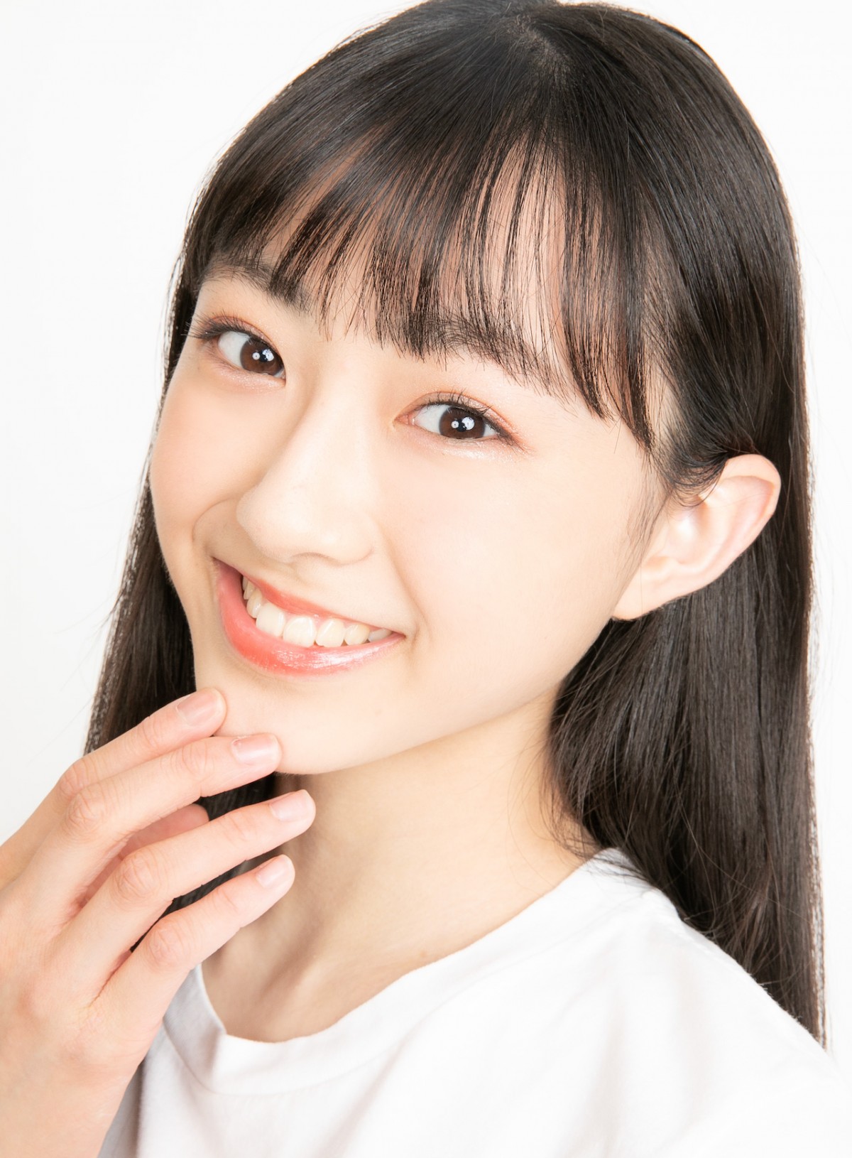 新垣結衣、川口春奈、池田エライザに続く　「ニコラ」専属新モデル4名決定