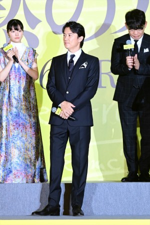 福山雅治、映画『沈黙のパレード』ジャパンプレミアイベント＆完成披露試写会舞台あいさつに登場