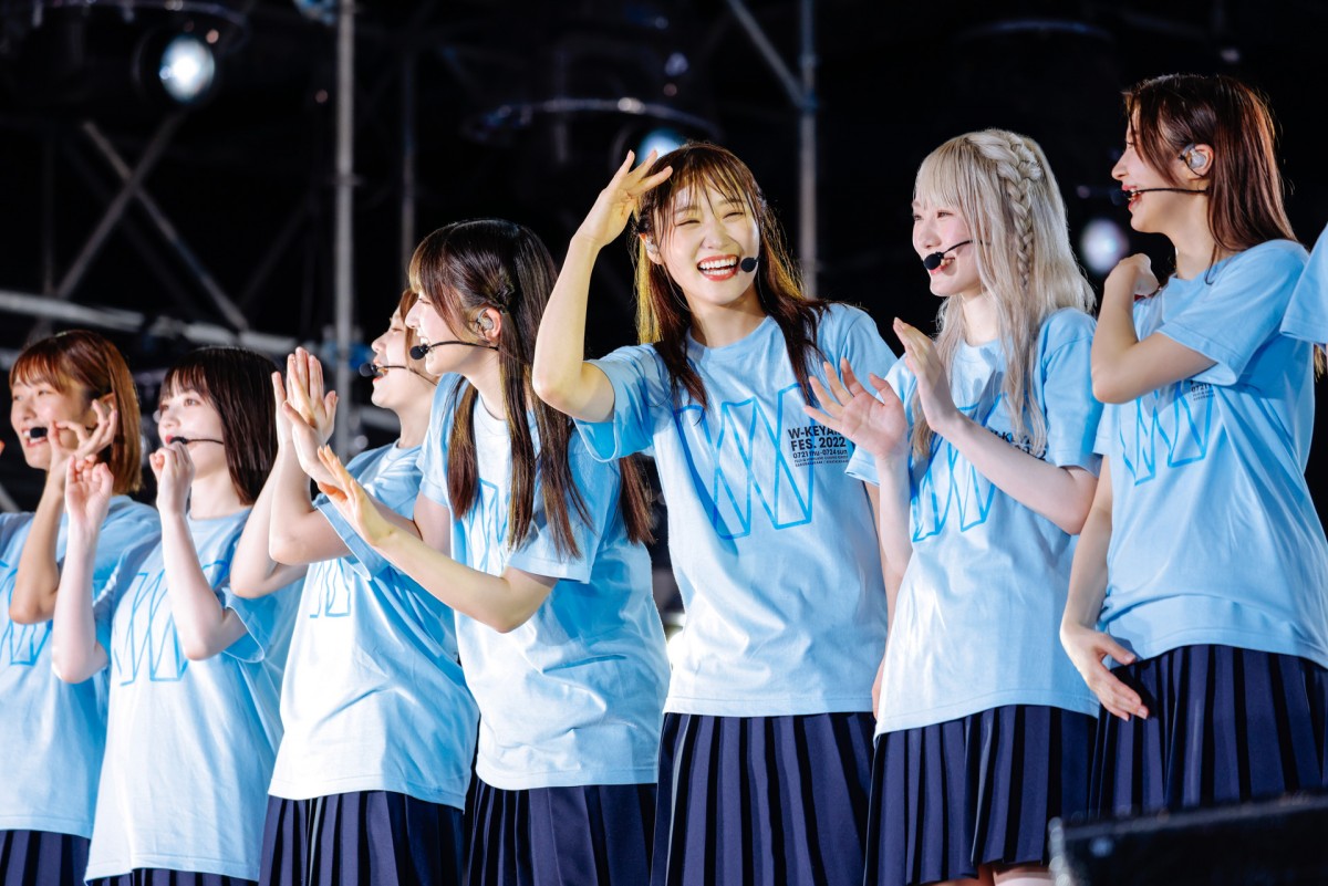 櫻坂46・尾関梨香＆原田葵が卒業セレモニー　7年間のアイドル活動に感謝