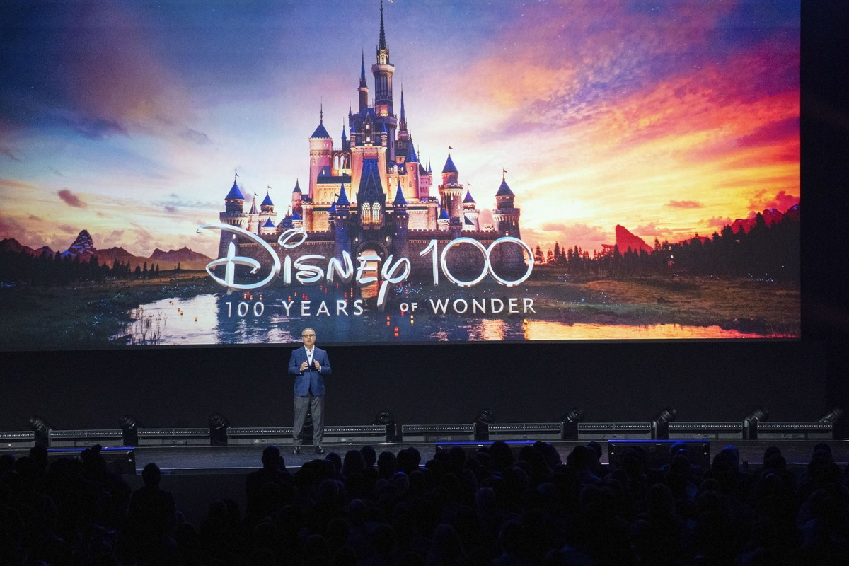 ディズニーファンイベント「D23 Expo」に登場したアラン・バーグマン(ウォルト・ディズニー・スタジオ:チェアマン)