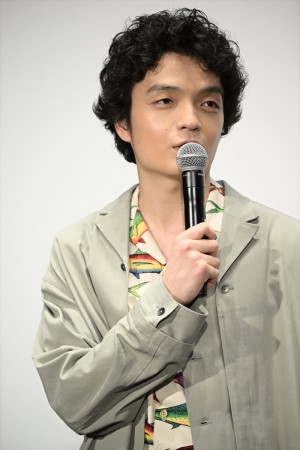 岡山天音、映画『さかなのこ』公開記念舞台あいさつに登場