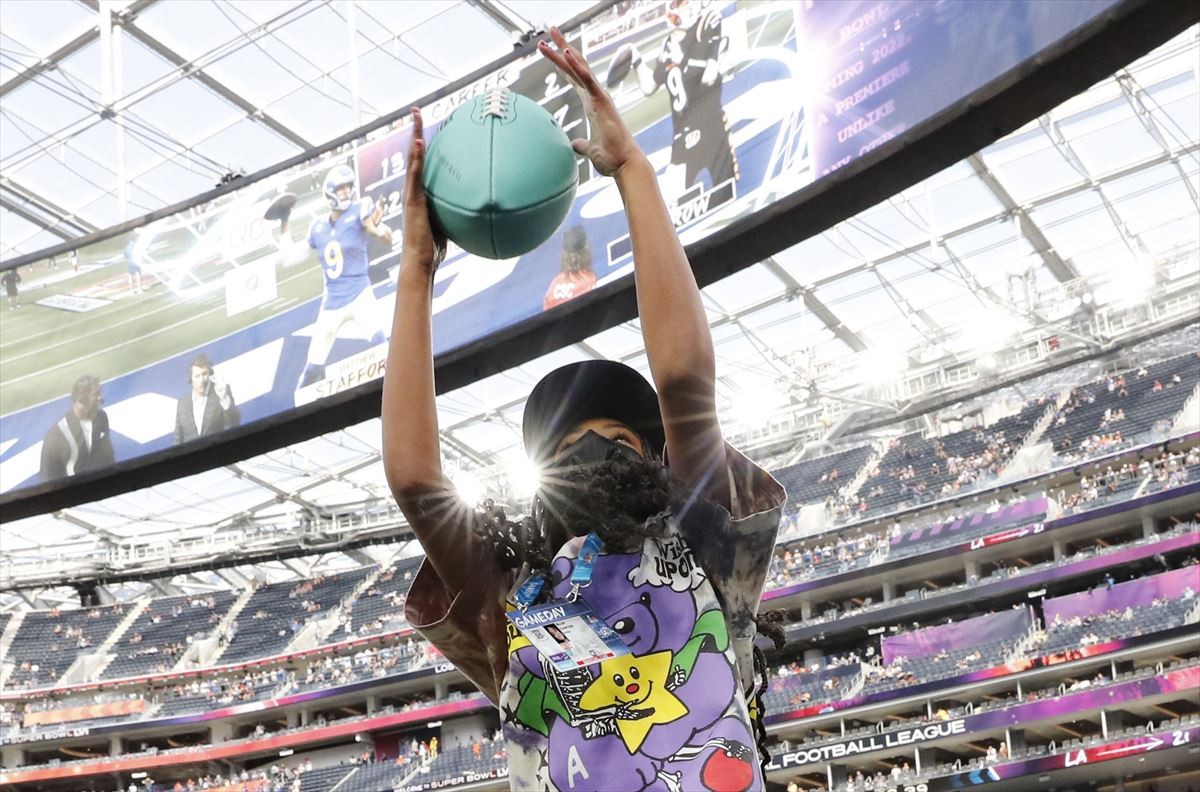 ビヨンセの娘10歳のブルー・アイビー、ダイヤのイヤリングを1000万円で入札