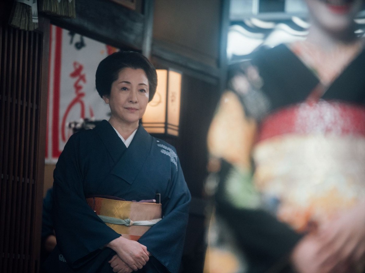 森七菜＆出口夏希W主演、是枝裕和監督作『舞妓さんちのまかないさん』、舞妓さんや屋形の日常を写した場面写真到着