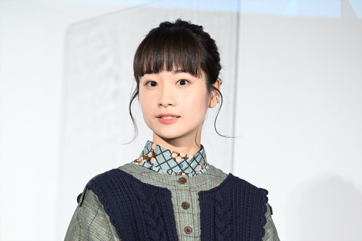 鈴鹿央士、美男美女が集った高校時代を回想　モテ度は「弱火」