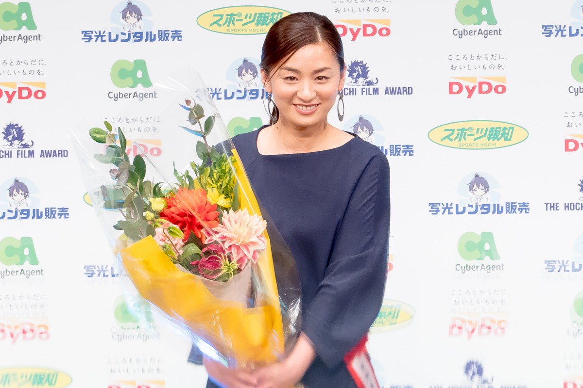 有村架純「報知映画賞」で主演女優賞　「演じることをあきらめたくない」熱い思い語る