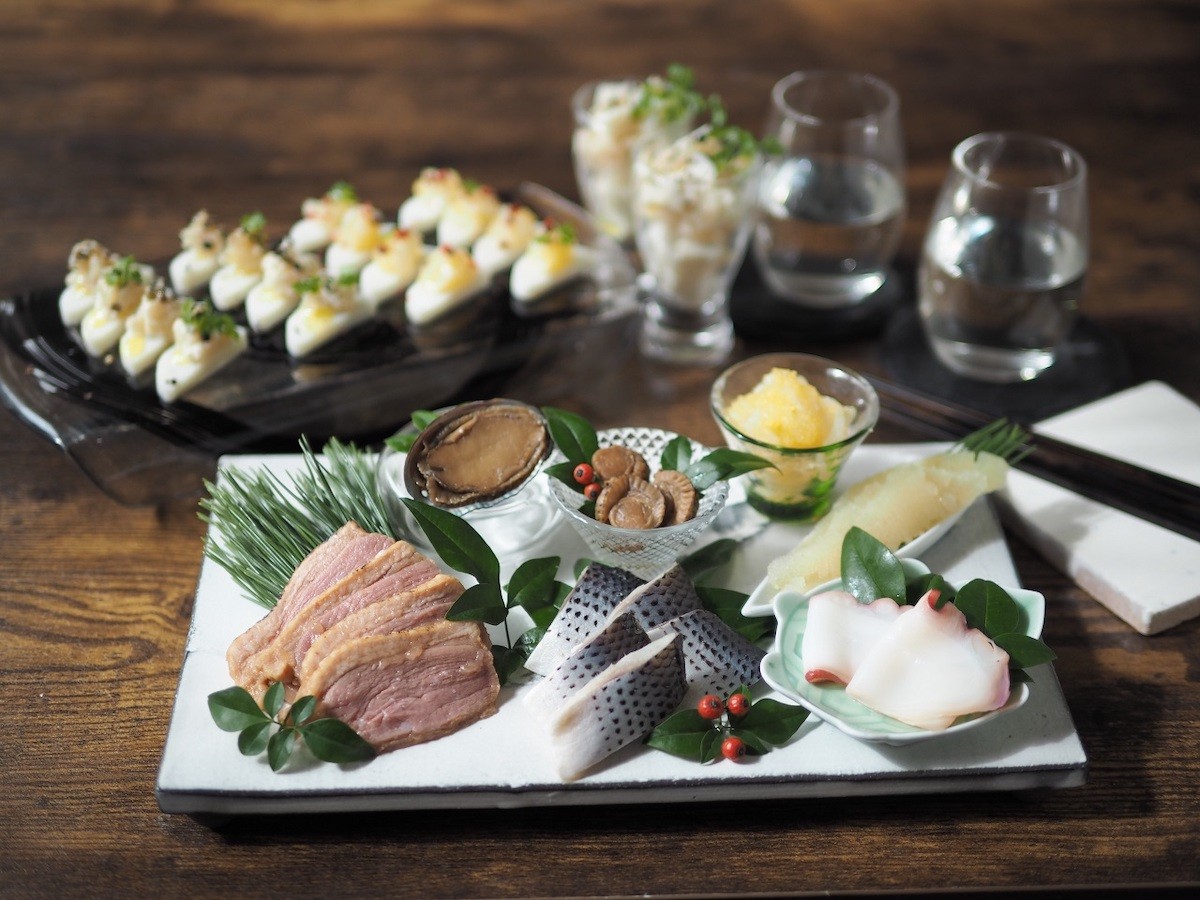 100円ローソン「100円おせち」
