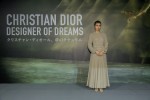 「クリスチャン・ディオール、夢のクチュリエ」展プレビューのフォトコールに登場した女優の柴咲コウ