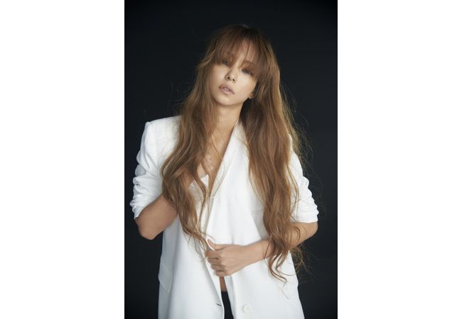 妻夫木 浅野 チャンミン 黄金を抱いて翔べ 主題歌に安室奈美恵の新曲が決定 12年7月26日 写真 映画 ニュース クランクイン