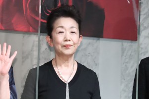 梅沢昌代、舞台『ピアフ』製作発表に登場