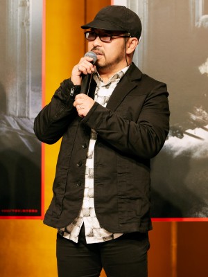 映画『牛首村』完成報告会見に登壇した清水崇監督