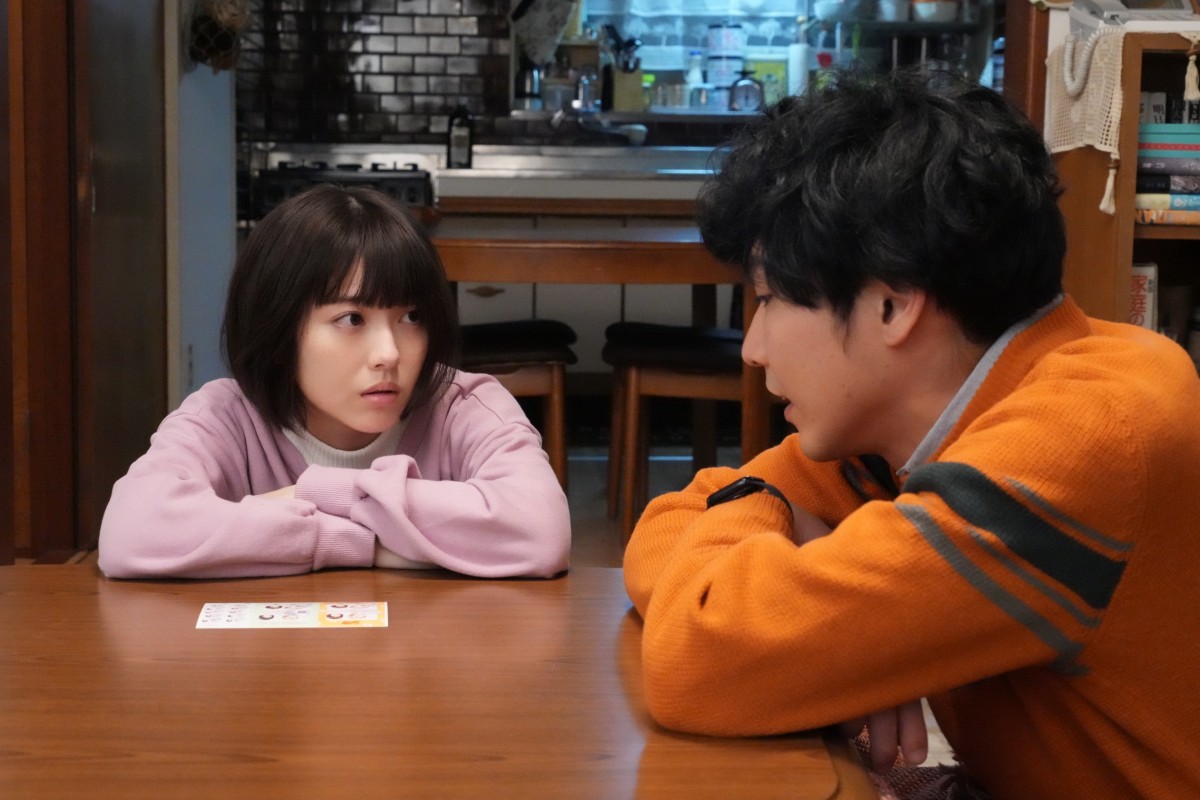 『ドクターホワイト』浜辺美波＆岡崎紗絵のデートシーン「世界一可愛い」と反響続々