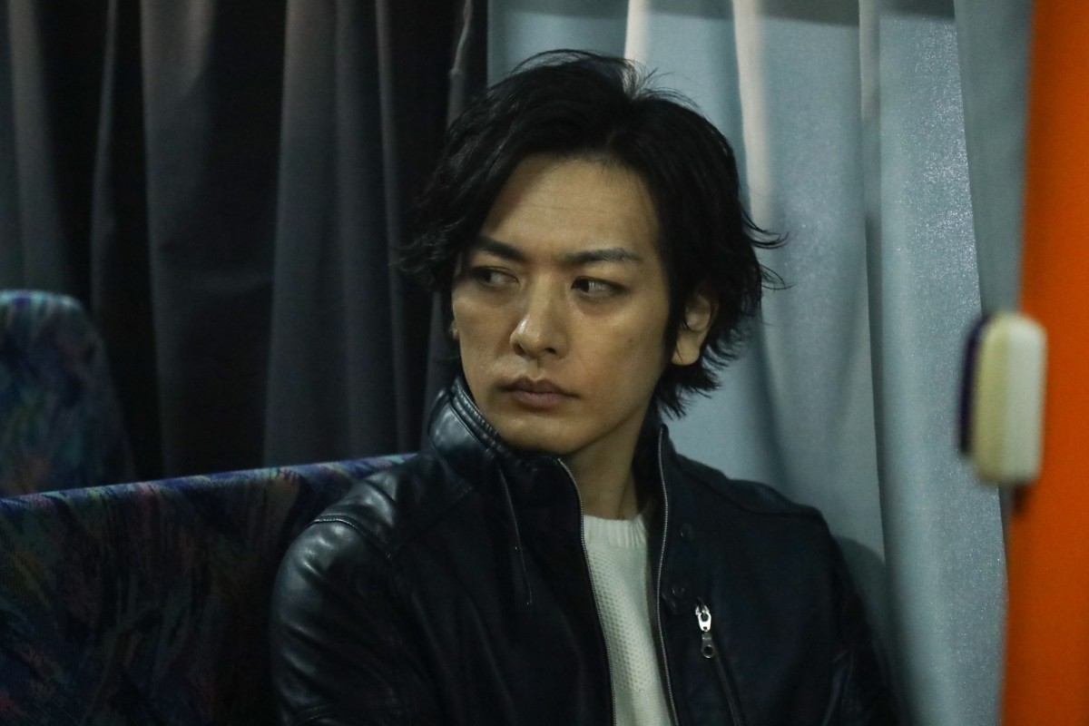 『ミステリと言う勿れ』第2話　バスジャック事件発生　“整”菅田将暉のピンチを“翔”永山瑛太が救う